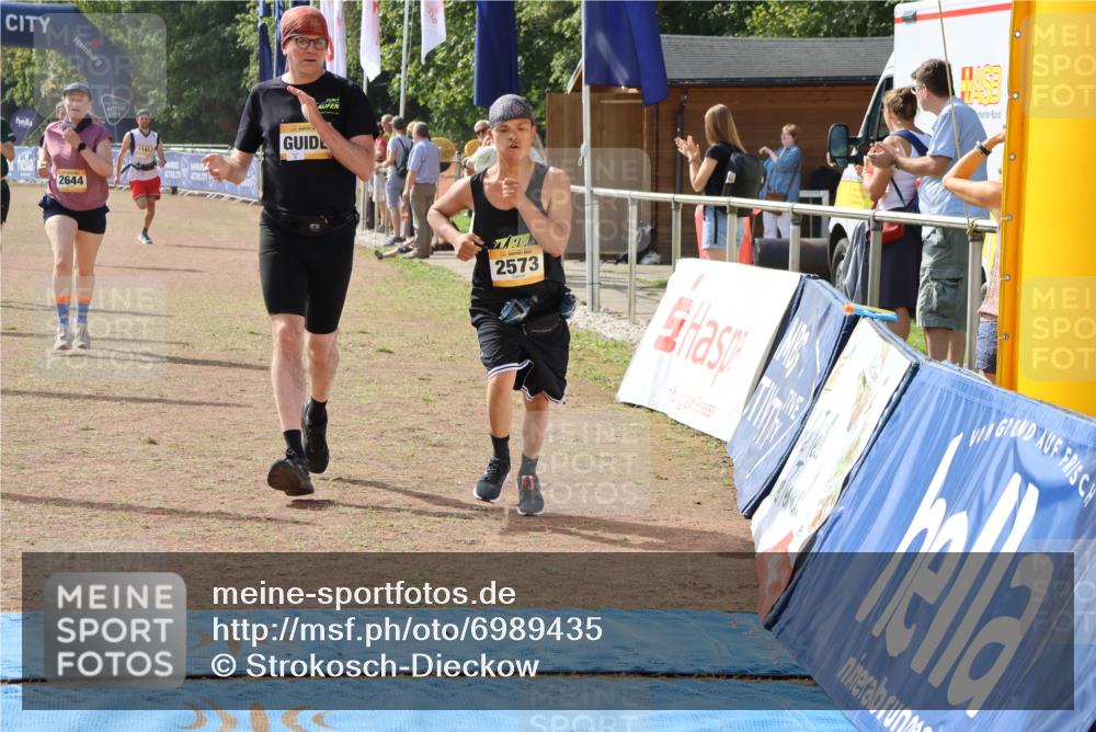 08.09.2024 - Airport Race Strokosch-Dieckow http://msf.ph/oto/6989435 08.09.2024 12:23:18 Ziel 81, 976, 1185, 1208, 2573, 2644, 2840 meine-sportfotos.de