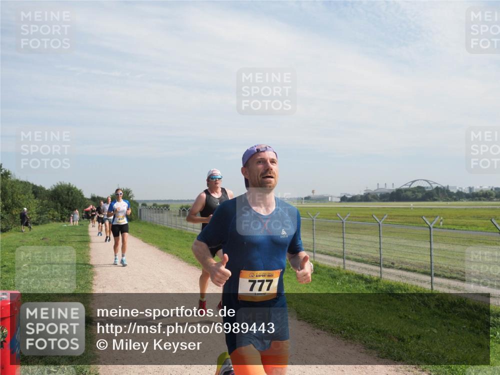 08.09.2024 - Airport Race Miley Keyser http://msf.ph/oto/6989443 08.09.2024 12:05:16 Laufen OLYMPUS, DIGITAL, CAMERA meine-sportfotos.de