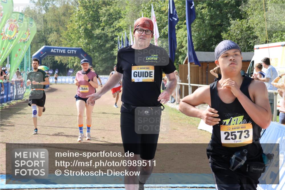 08.09.2024 - Airport Race Strokosch-Dieckow http://msf.ph/oto/6989511 08.09.2024 12:23:20 Ziel 81, 976, 1185, 1208, 2573, 2644, 2840 meine-sportfotos.de