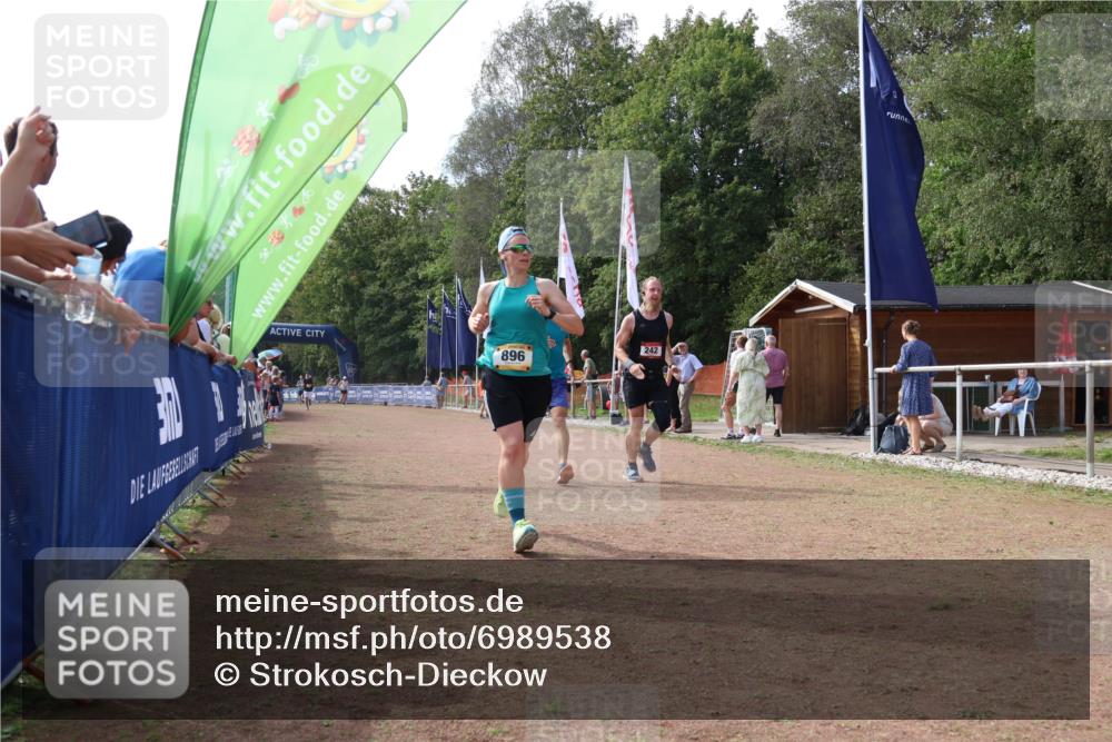 08.09.2024 - Airport Race Strokosch-Dieckow http://msf.ph/oto/6989538 08.09.2024 12:32:44 Ziel 242, 896, 1386 meine-sportfotos.de