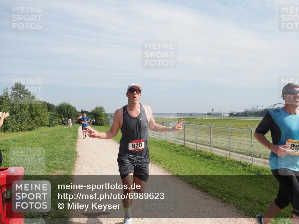 08.09.2024 - Airport Race Miley Keyser http://msf.ph/oto/6989623 08.09.2024 12:05:45 Laufen OLYMPUS, DIGITAL, CAMERA meine-sportfotos.de