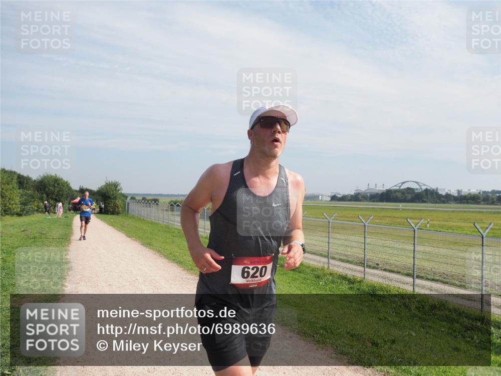 08.09.2024 - Airport Race Miley Keyser http://msf.ph/oto/6989636 08.09.2024 12:05:46 Laufen OLYMPUS, DIGITAL, CAMERA meine-sportfotos.de