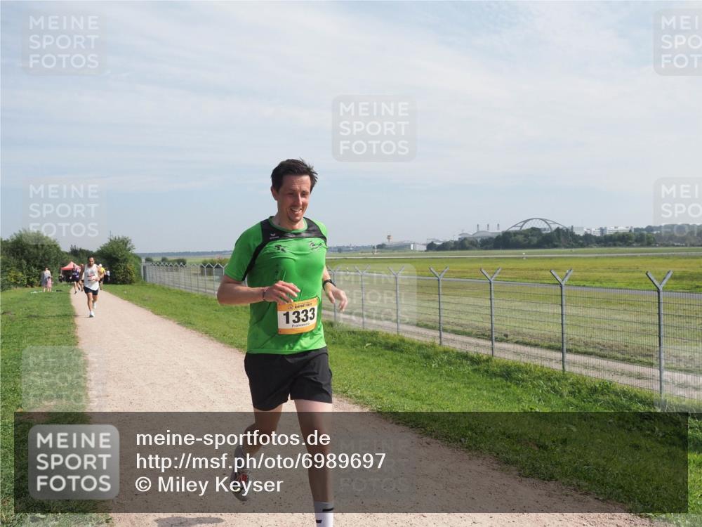 08.09.2024 - Airport Race Miley Keyser http://msf.ph/oto/6989697 08.09.2024 12:05:54 Laufen OLYMPUS, DIGITAL, CAMERA meine-sportfotos.de