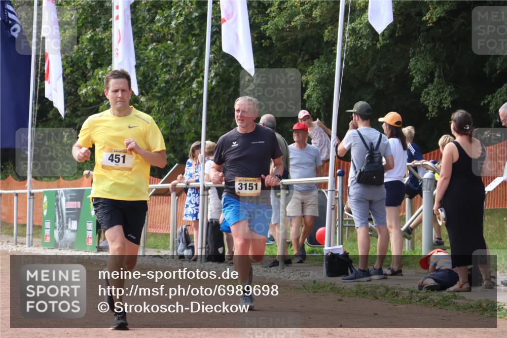 08.09.2024 - Airport Race Strokosch-Dieckow http://msf.ph/oto/6989698 08.09.2024 12:33:17 Ziel 451, 2503, 3031, 3116, 3151 meine-sportfotos.de