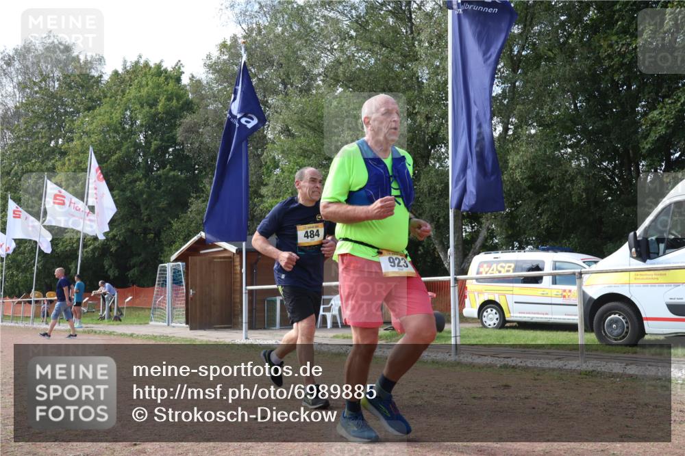 08.09.2024 - Airport Race Strokosch-Dieckow http://msf.ph/oto/6989885 08.09.2024 13:05:08 Ziel 484, 782, 923 meine-sportfotos.de