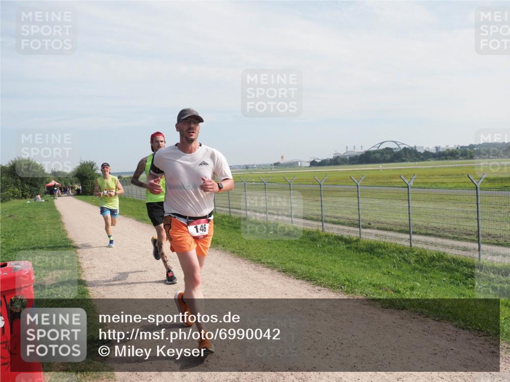 08.09.2024 - Airport Race Miley Keyser http://msf.ph/oto/6990042 08.09.2024 12:06:54 Laufen OLYMPUS, DIGITAL, CAMERA meine-sportfotos.de