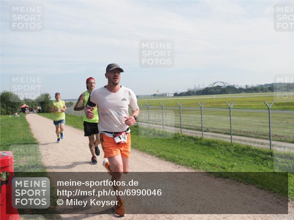 08.09.2024 - Airport Race Miley Keyser http://msf.ph/oto/6990046 08.09.2024 12:06:54 Laufen OLYMPUS, DIGITAL, CAMERA meine-sportfotos.de