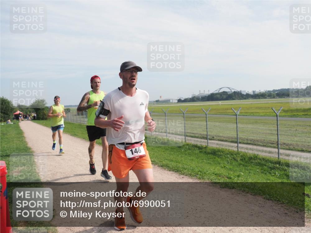 08.09.2024 - Airport Race Miley Keyser http://msf.ph/oto/6990051 08.09.2024 12:06:54 Laufen OLYMPUS, DIGITAL, CAMERA meine-sportfotos.de