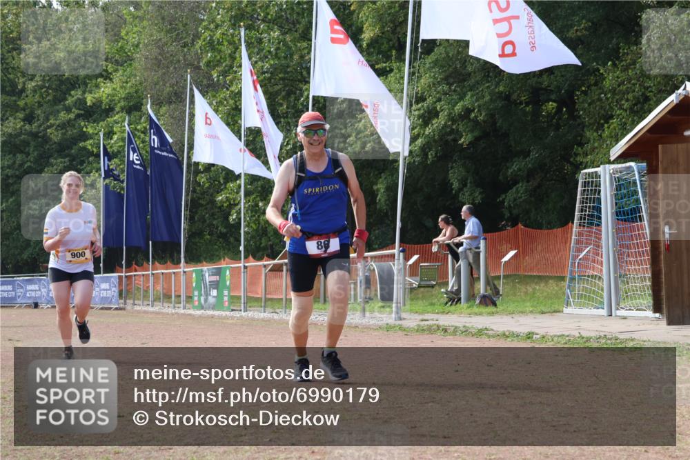 08.09.2024 - Airport Race Strokosch-Dieckow http://msf.ph/oto/6990179 08.09.2024 13:05:46 Ziel 86, 900, 1162 meine-sportfotos.de