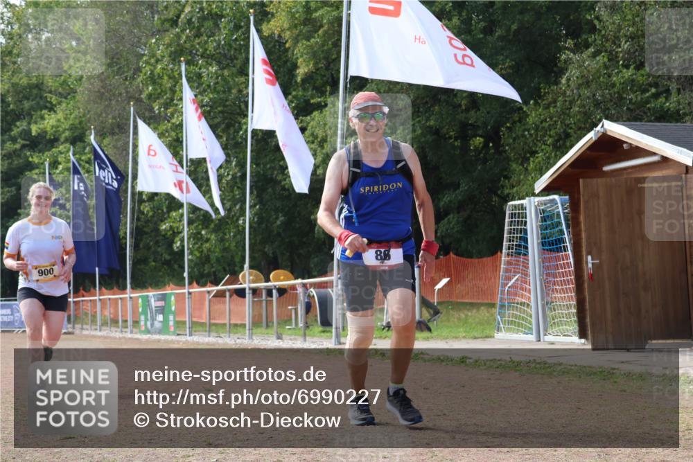 08.09.2024 - Airport Race Strokosch-Dieckow http://msf.ph/oto/6990227 08.09.2024 13:05:46 Ziel 86, 900, 1162 meine-sportfotos.de