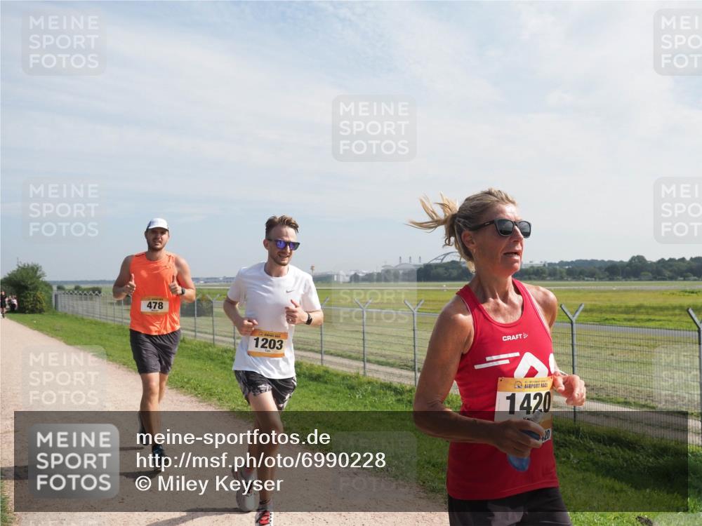 08.09.2024 - Airport Race Miley Keyser http://msf.ph/oto/6990228 08.09.2024 12:07:37 Laufen OLYMPUS, DIGITAL, CAMERA meine-sportfotos.de