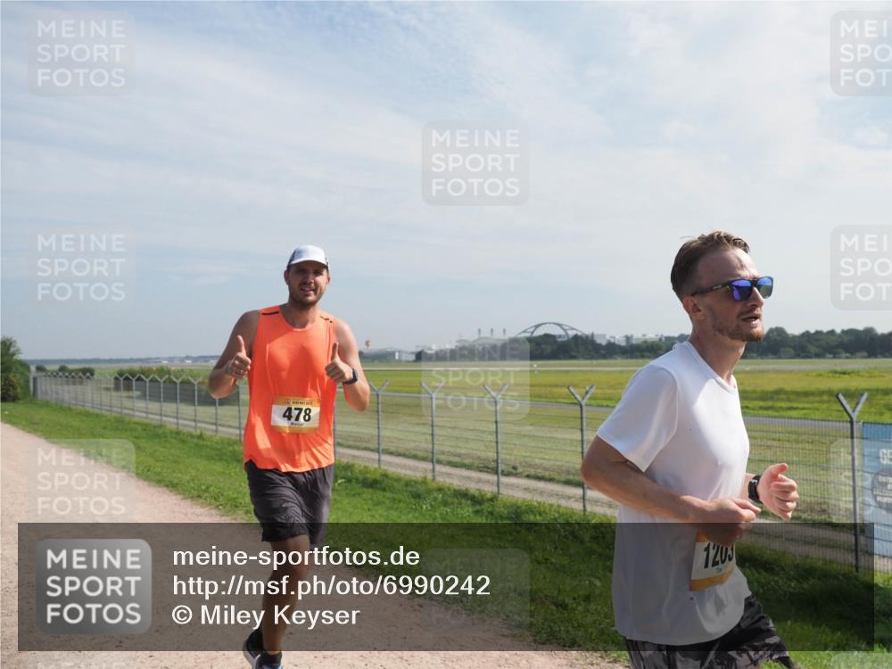 08.09.2024 - Airport Race Miley Keyser http://msf.ph/oto/6990242 08.09.2024 12:07:37 Laufen OLYMPUS, DIGITAL, CAMERA meine-sportfotos.de