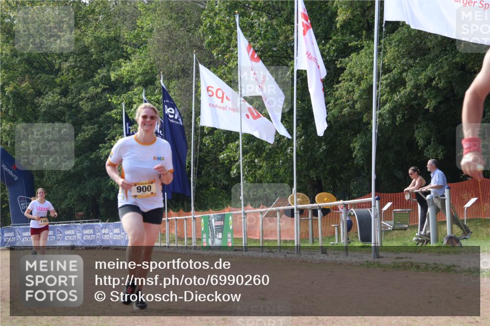 08.09.2024 - Airport Race Strokosch-Dieckow http://msf.ph/oto/6990260 08.09.2024 13:05:47 Ziel 86, 900, 1162 meine-sportfotos.de