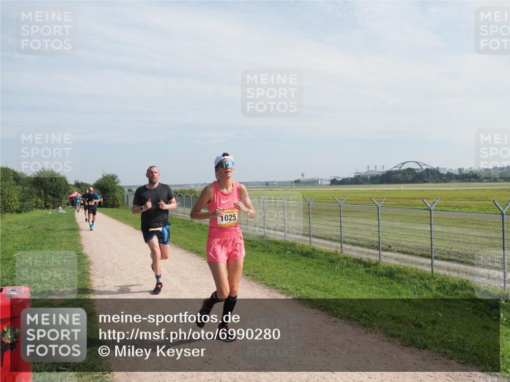 08.09.2024 - Airport Race Miley Keyser http://msf.ph/oto/6990280 08.09.2024 12:07:55 Laufen OLYMPUS, DIGITAL, CAMERA meine-sportfotos.de