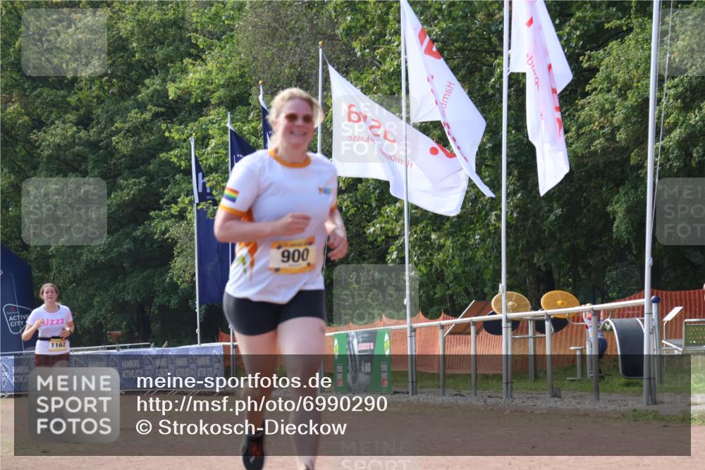 08.09.2024 - Airport Race Strokosch-Dieckow http://msf.ph/oto/6990290 08.09.2024 13:05:47 Ziel 86, 900, 1162 meine-sportfotos.de