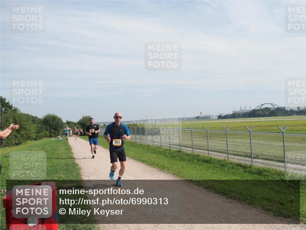 08.09.2024 - Airport Race Miley Keyser http://msf.ph/oto/6990313 08.09.2024 12:08:00 Laufen OLYMPUS, DIGITAL, CAMERA meine-sportfotos.de