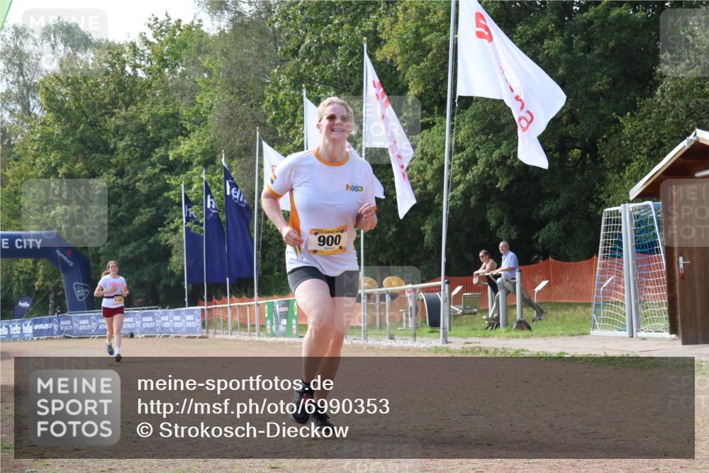 08.09.2024 - Airport Race Strokosch-Dieckow http://msf.ph/oto/6990353 08.09.2024 13:05:48 Ziel 86, 900, 1162 meine-sportfotos.de