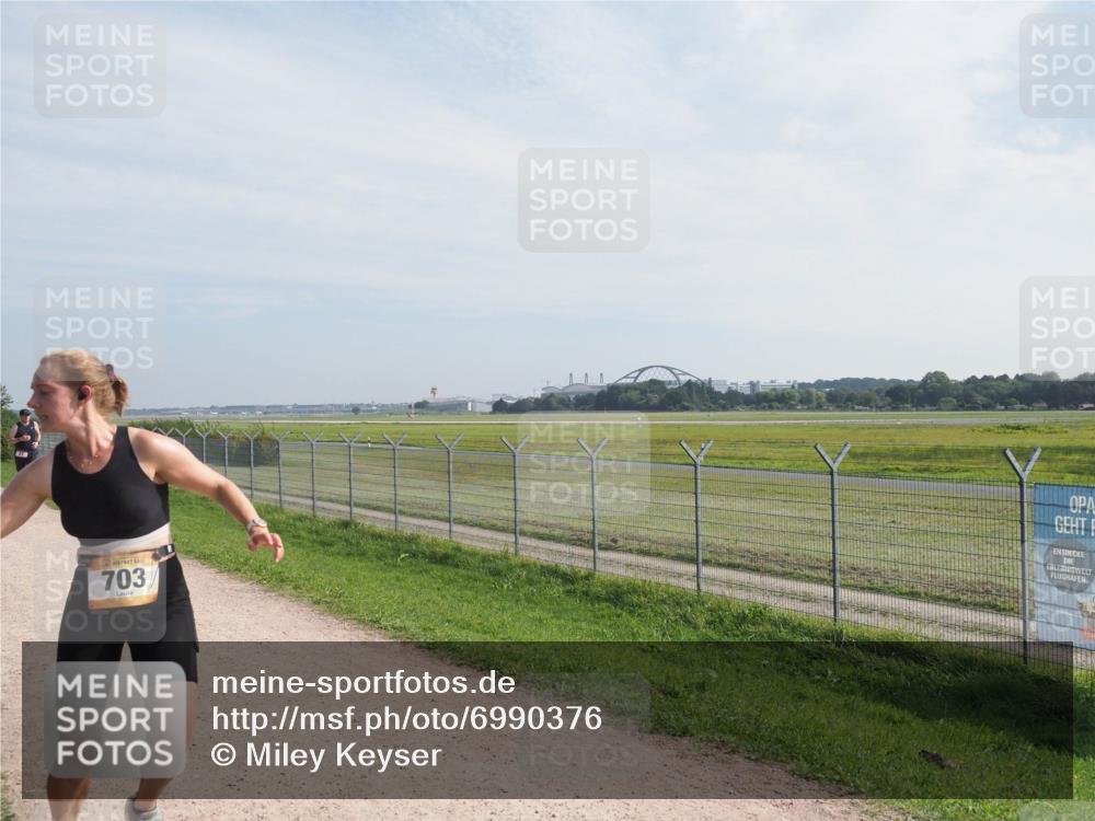 08.09.2024 - Airport Race Miley Keyser http://msf.ph/oto/6990376 08.09.2024 12:08:11 Laufen OLYMPUS, DIGITAL, CAMERA meine-sportfotos.de