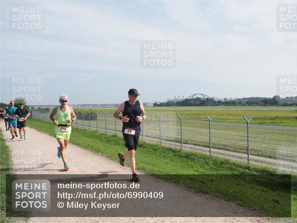 08.09.2024 - Airport Race Miley Keyser http://msf.ph/oto/6990409 08.09.2024 12:08:17 Laufen OLYMPUS, DIGITAL, CAMERA meine-sportfotos.de
