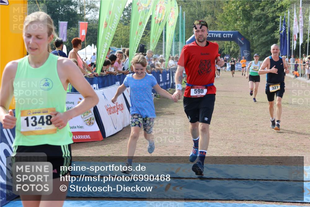 08.09.2024 - Airport Race Strokosch-Dieckow http://msf.ph/oto/6990468 08.09.2024 12:24:06 Ziel 327, 598, 841, 1186, 1348 meine-sportfotos.de