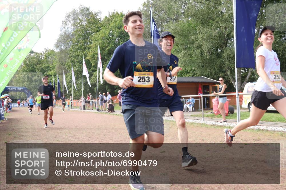 08.09.2024 - Airport Race Strokosch-Dieckow http://msf.ph/oto/6990479 08.09.2024 12:33:46 Ziel 193, 251, 252, 253, 330, 526, 576, 579, 938, 1102, 1263 meine-sportfotos.de