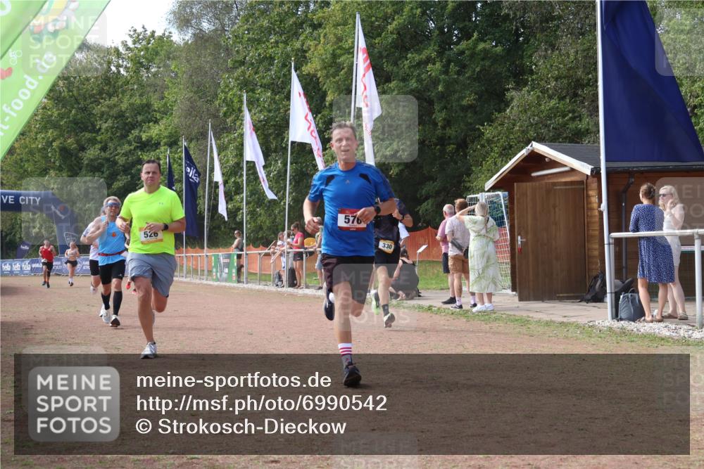 08.09.2024 - Airport Race Strokosch-Dieckow http://msf.ph/oto/6990542 08.09.2024 12:33:49 Ziel 193, 330, 526, 576, 579, 1098, 1102, 1263 meine-sportfotos.de