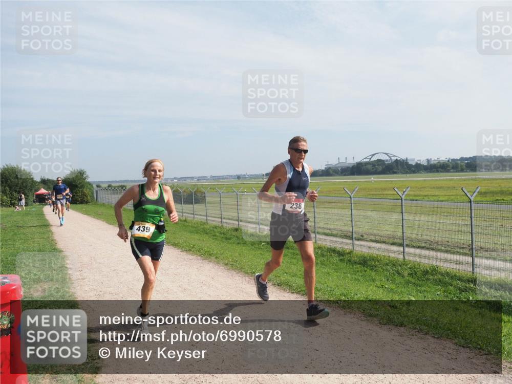 08.09.2024 - Airport Race Miley Keyser http://msf.ph/oto/6990578 08.09.2024 12:08:29 Laufen OLYMPUS, DIGITAL, CAMERA meine-sportfotos.de