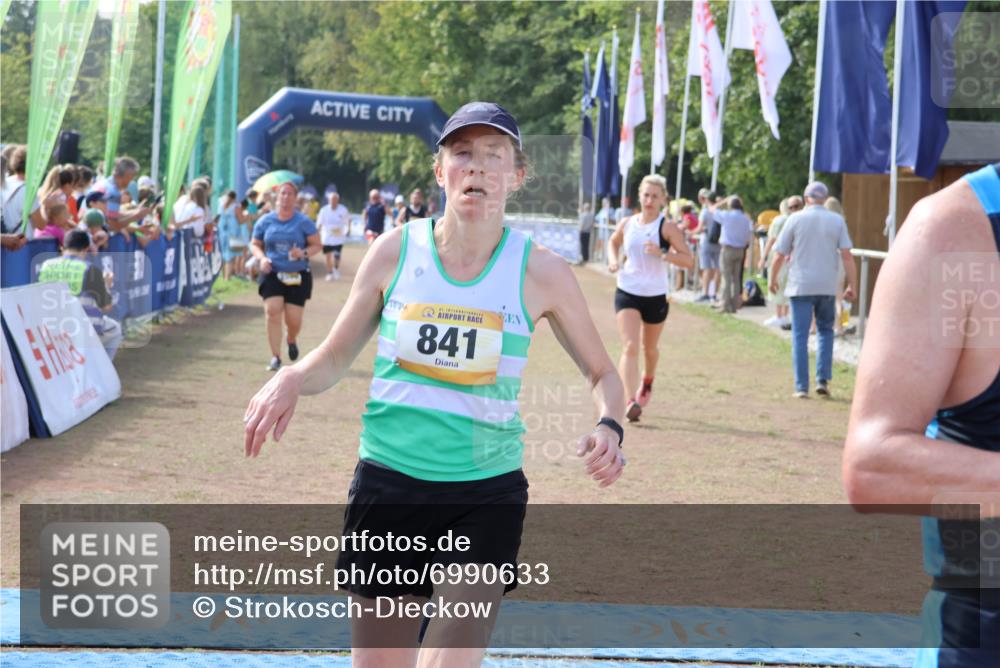 08.09.2024 - Airport Race Strokosch-Dieckow http://msf.ph/oto/6990633 08.09.2024 12:24:11 Ziel 51, 327, 598, 762, 841, 1348, 2538 meine-sportfotos.de