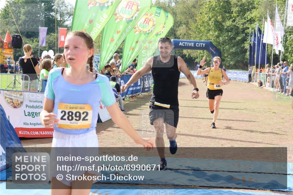 08.09.2024 - Airport Race Strokosch-Dieckow http://msf.ph/oto/6990671 08.09.2024 12:11:33 Ziel 446, 2618, 2717, 2891, 2892, 3039 meine-sportfotos.de