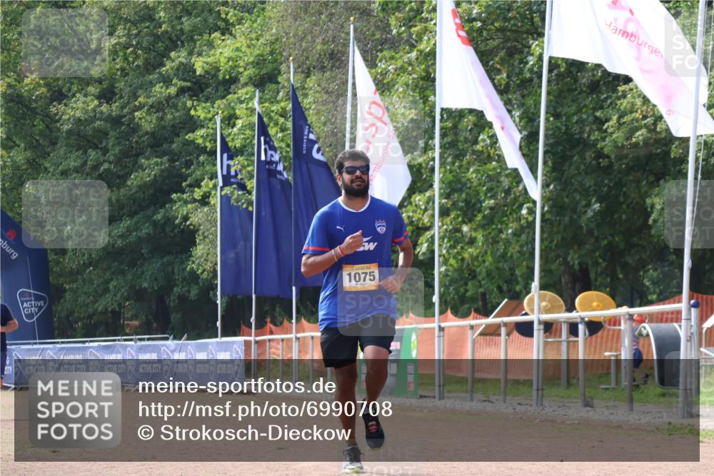 08.09.2024 - Airport Race Strokosch-Dieckow http://msf.ph/oto/6990708 08.09.2024 13:06:44 Ziel 1075 meine-sportfotos.de
