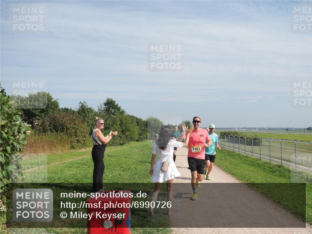 08.09.2024 - Airport Race Miley Keyser http://msf.ph/oto/6990726 08.09.2024 12:08:48 Laufen OLYMPUS, DIGITAL, CAMERA meine-sportfotos.de