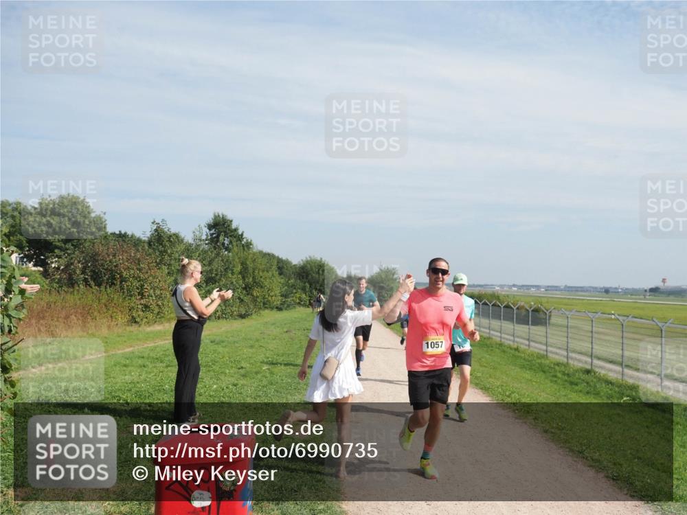 08.09.2024 - Airport Race Miley Keyser http://msf.ph/oto/6990735 08.09.2024 12:08:48 Laufen OLYMPUS, DIGITAL, CAMERA meine-sportfotos.de