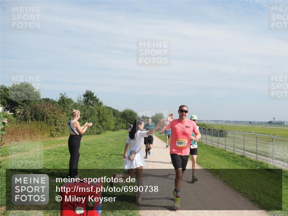 08.09.2024 - Airport Race Miley Keyser http://msf.ph/oto/6990738 08.09.2024 12:08:48 Laufen OLYMPUS, DIGITAL, CAMERA meine-sportfotos.de