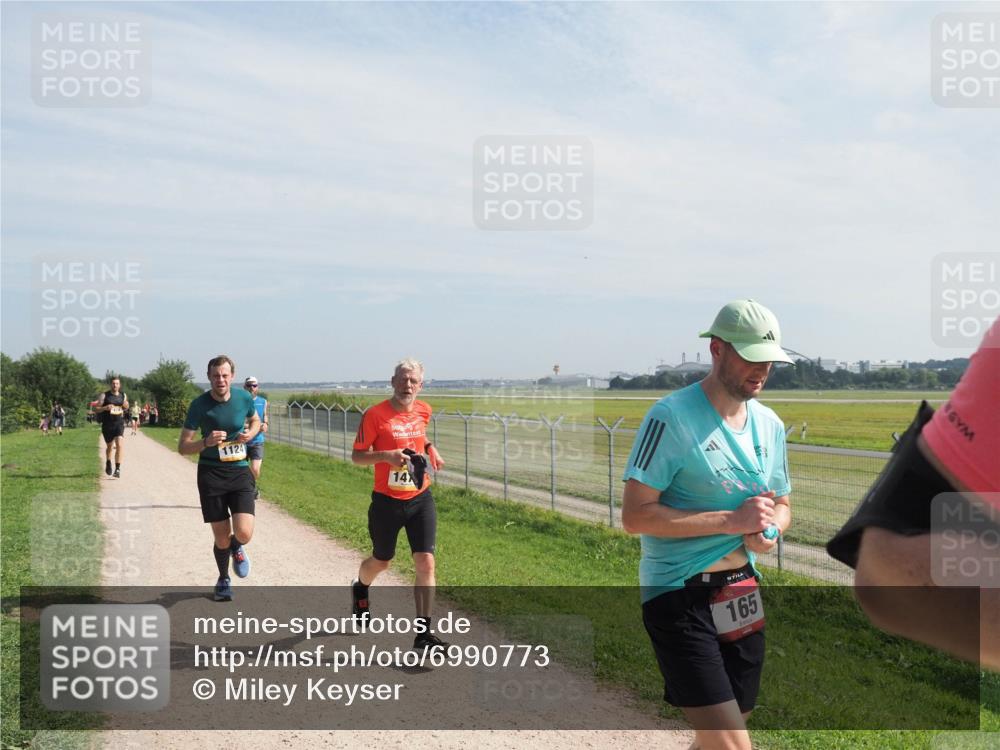 08.09.2024 - Airport Race Miley Keyser http://msf.ph/oto/6990773 08.09.2024 12:08:50 Laufen OLYMPUS, DIGITAL, CAMERA meine-sportfotos.de