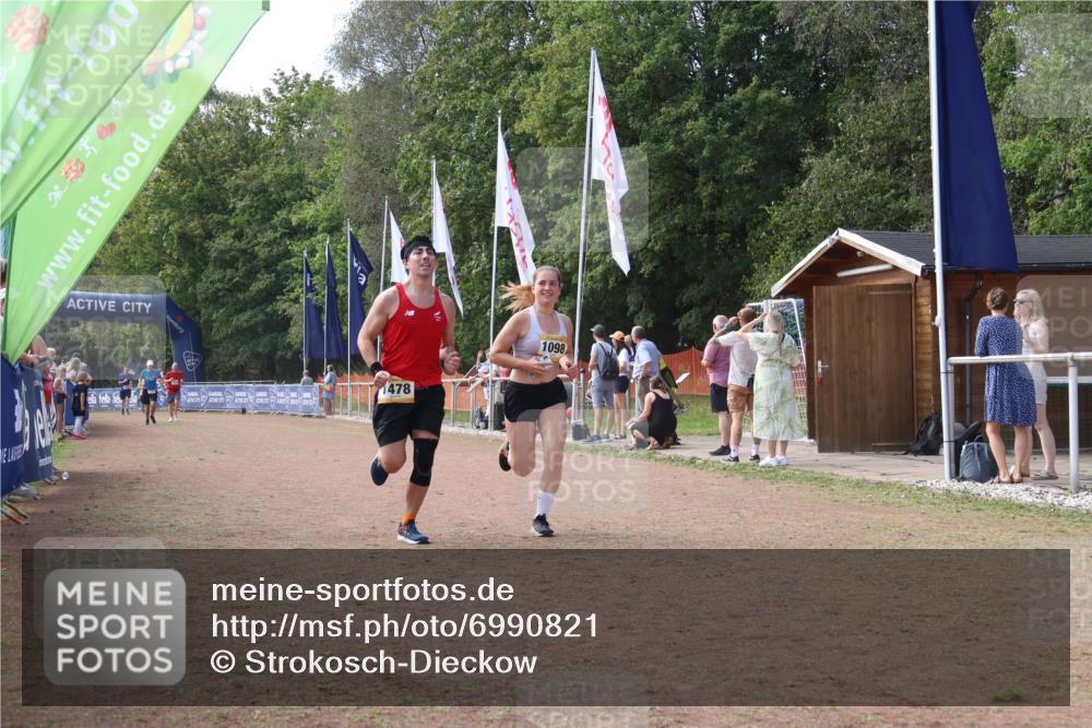 08.09.2024 - Airport Race Strokosch-Dieckow http://msf.ph/oto/6990821 08.09.2024 12:33:58 Ziel 1098, 1263 meine-sportfotos.de
