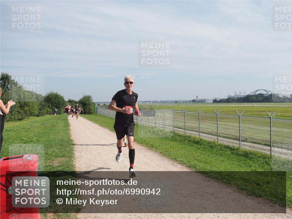08.09.2024 - Airport Race Miley Keyser http://msf.ph/oto/6990942 08.09.2024 12:09:05 Laufen OLYMPUS, DIGITAL, CAMERA meine-sportfotos.de