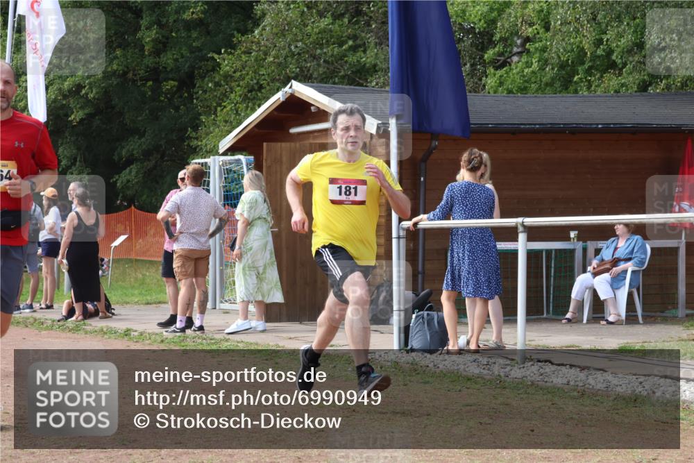 08.09.2024 - Airport Race Strokosch-Dieckow http://msf.ph/oto/6990949 08.09.2024 12:34:11 Ziel 104, 181, 407, 1161, 1264, 1527 meine-sportfotos.de