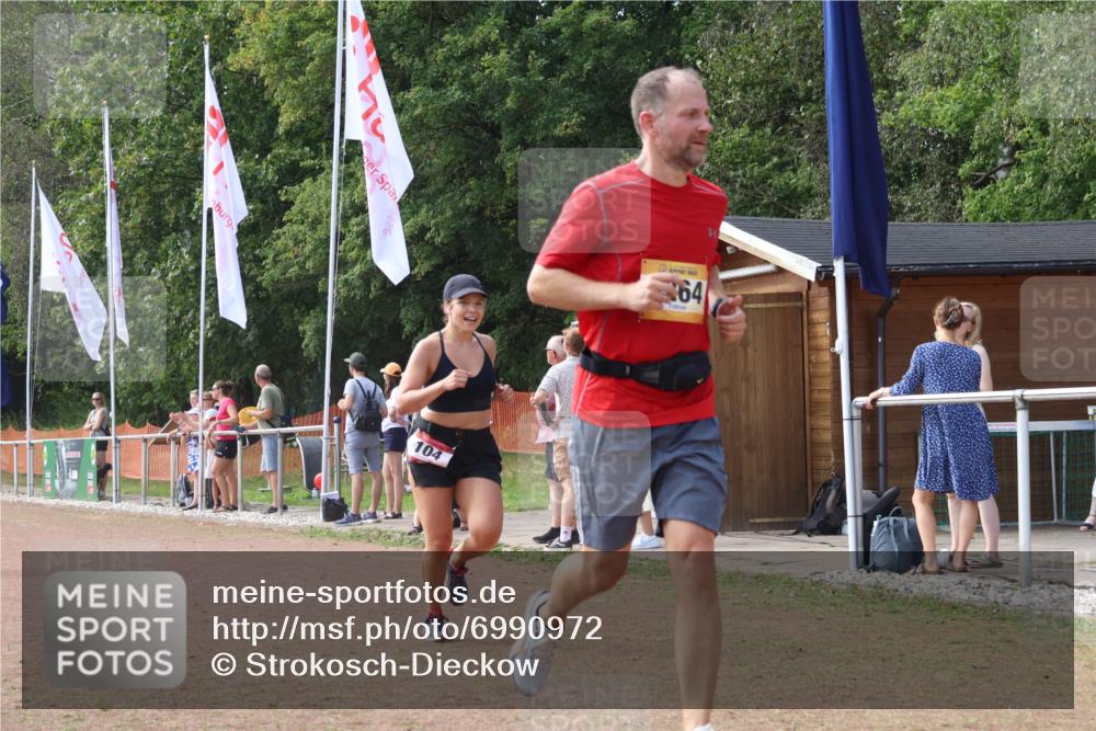 08.09.2024 - Airport Race Strokosch-Dieckow http://msf.ph/oto/6990972 08.09.2024 12:34:12 Ziel 104, 181, 407, 1161, 1264, 1527 meine-sportfotos.de