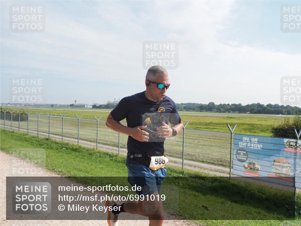 08.09.2024 - Airport Race Miley Keyser http://msf.ph/oto/6991019 08.09.2024 12:09:15 Laufen OLYMPUS, DIGITAL, CAMERA meine-sportfotos.de