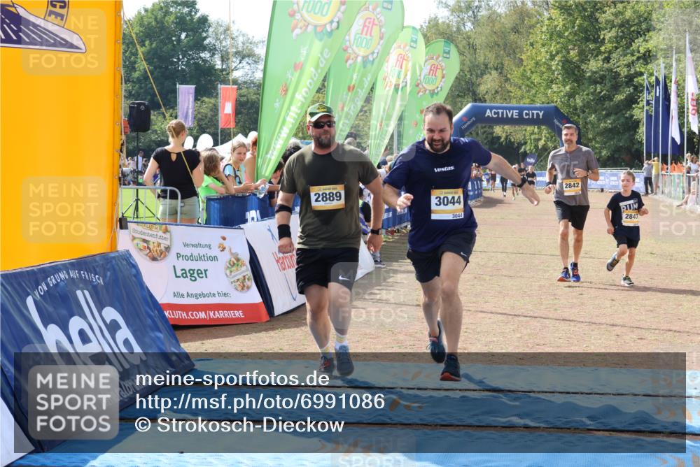 08.09.2024 - Airport Race Strokosch-Dieckow http://msf.ph/oto/6991086 08.09.2024 12:12:04 Ziel 2585, 2842, 2843, 2889, 3044 meine-sportfotos.de