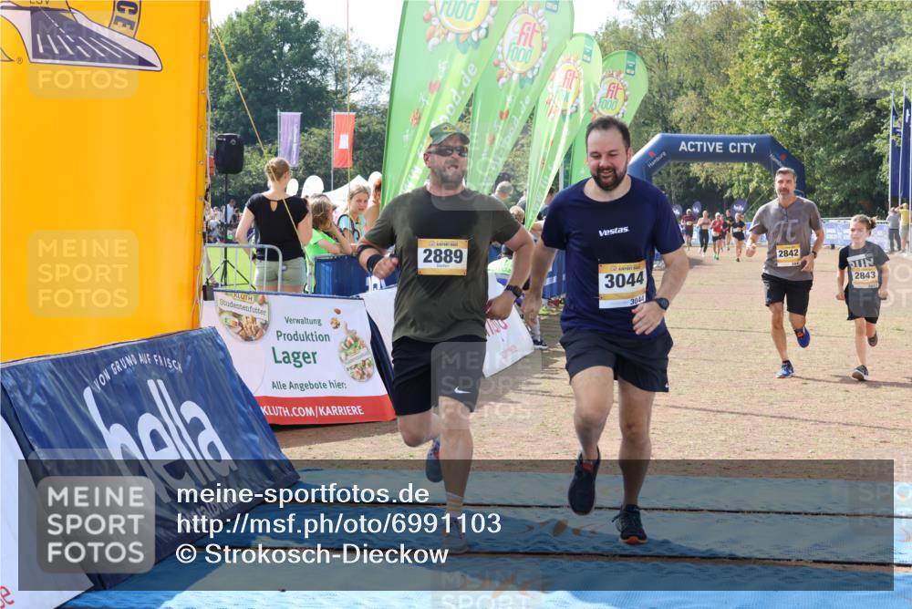 08.09.2024 - Airport Race Strokosch-Dieckow http://msf.ph/oto/6991103 08.09.2024 12:12:04 Ziel 2585, 2842, 2843, 2889, 3044 meine-sportfotos.de