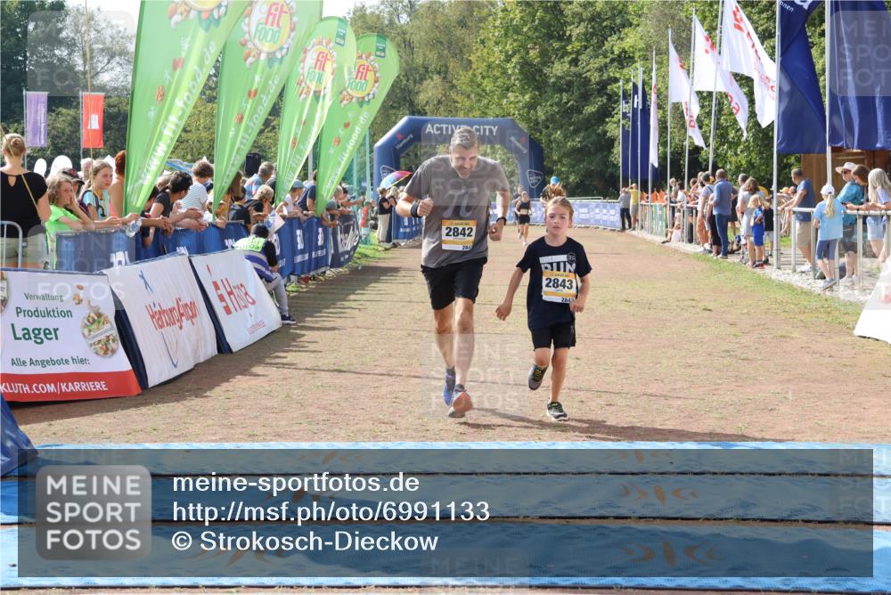08.09.2024 - Airport Race Strokosch-Dieckow http://msf.ph/oto/6991133 08.09.2024 12:12:06 Ziel 2842, 2843, 2889, 3044 meine-sportfotos.de