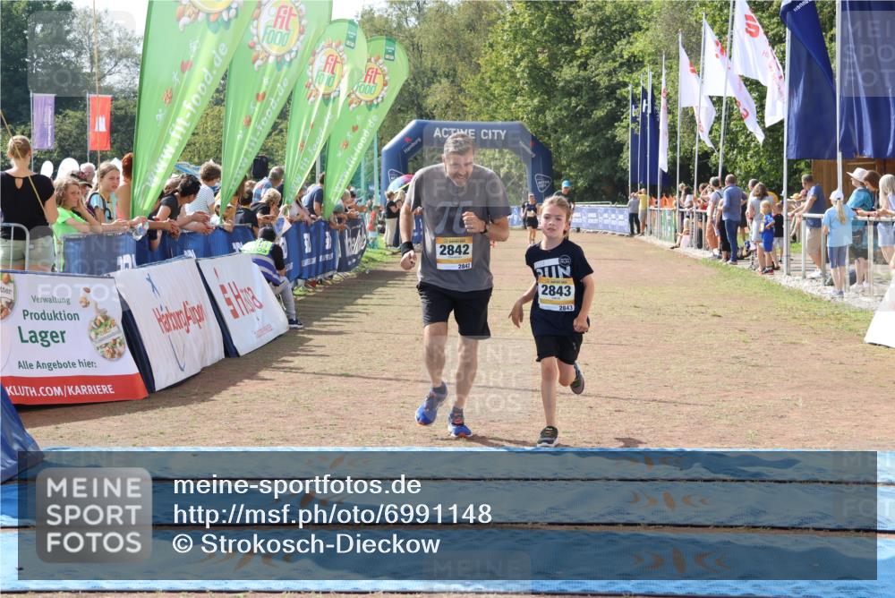 08.09.2024 - Airport Race Strokosch-Dieckow http://msf.ph/oto/6991148 08.09.2024 12:12:06 Ziel 2842, 2843, 2889, 3044 meine-sportfotos.de
