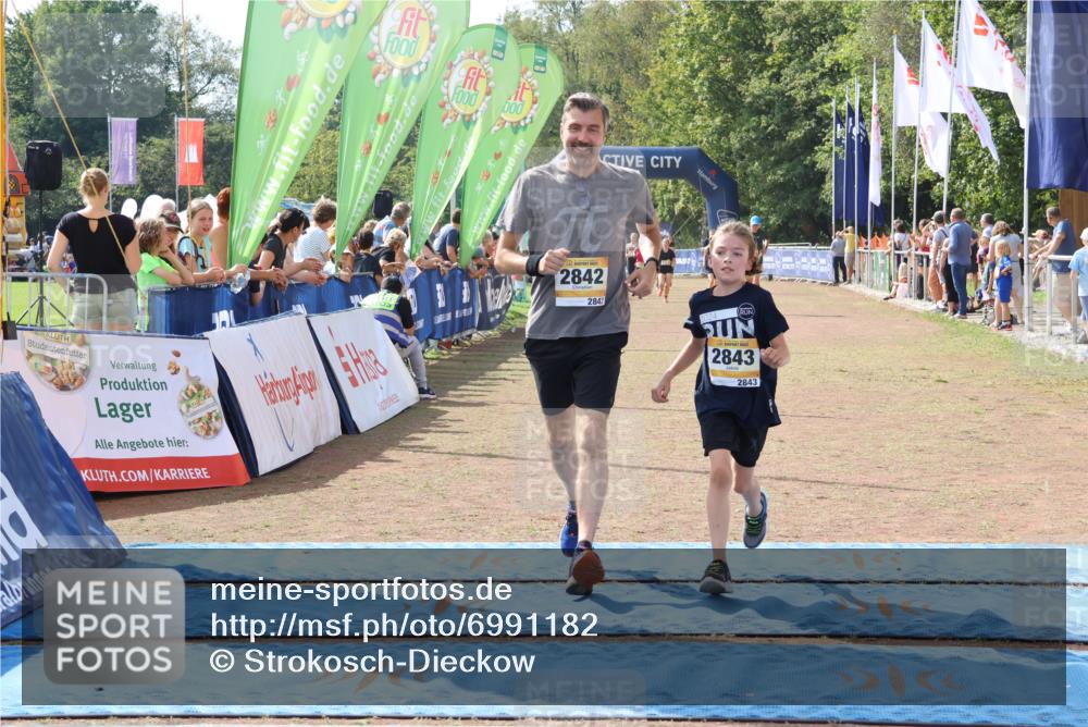 08.09.2024 - Airport Race Strokosch-Dieckow http://msf.ph/oto/6991182 08.09.2024 12:12:07 Ziel 2842, 2843, 2889, 3044 meine-sportfotos.de