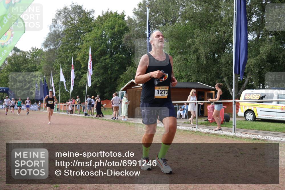 08.09.2024 - Airport Race Strokosch-Dieckow http://msf.ph/oto/6991246 08.09.2024 12:34:23 Ziel 157, 210, 655, 683, 927, 1273 meine-sportfotos.de