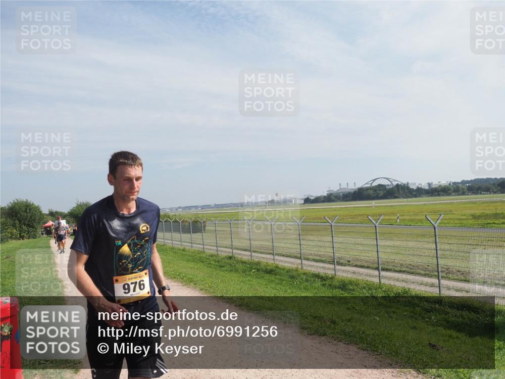 08.09.2024 - Airport Race Miley Keyser http://msf.ph/oto/6991256 08.09.2024 12:09:59 Laufen OLYMPUS, DIGITAL, CAMERA meine-sportfotos.de