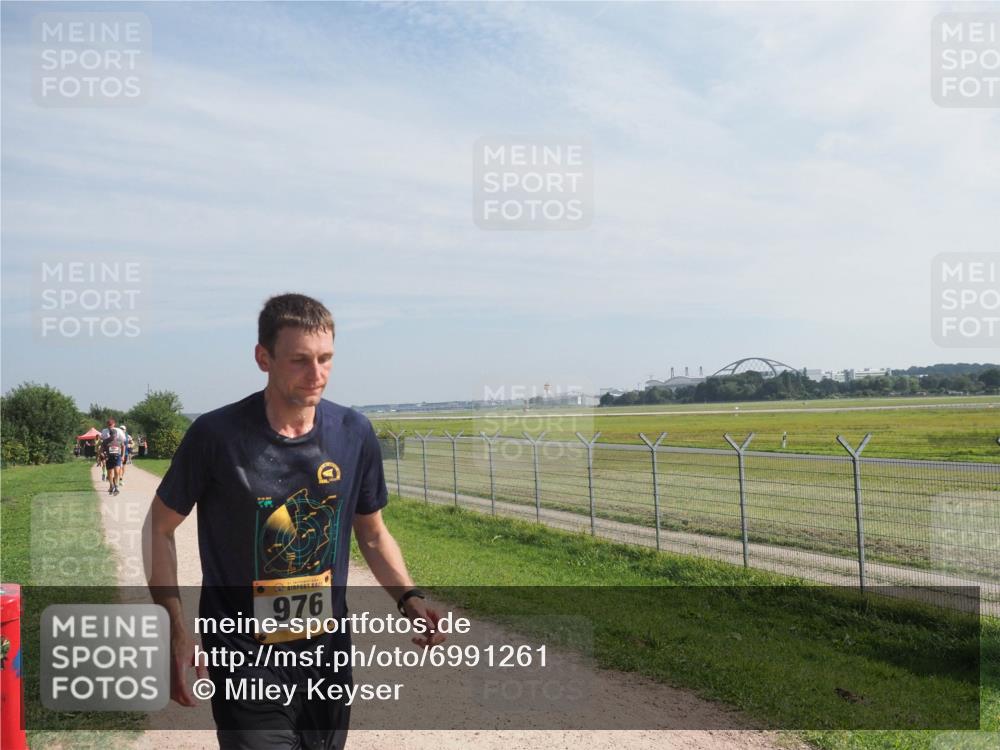 08.09.2024 - Airport Race Miley Keyser http://msf.ph/oto/6991261 08.09.2024 12:09:59 Laufen OLYMPUS, DIGITAL, CAMERA meine-sportfotos.de