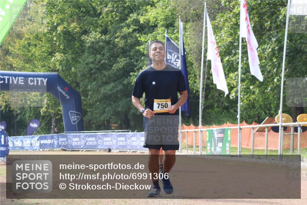 08.09.2024 - Airport Race Strokosch-Dieckow http://msf.ph/oto/6991306 08.09.2024 13:07:26 Ziel 143, 658, 750 meine-sportfotos.de