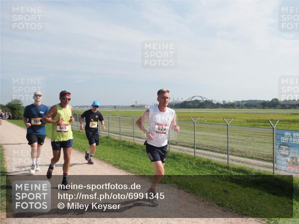 08.09.2024 - Airport Race Miley Keyser http://msf.ph/oto/6991345 08.09.2024 12:10:17 Laufen OLYMPUS, DIGITAL, CAMERA meine-sportfotos.de