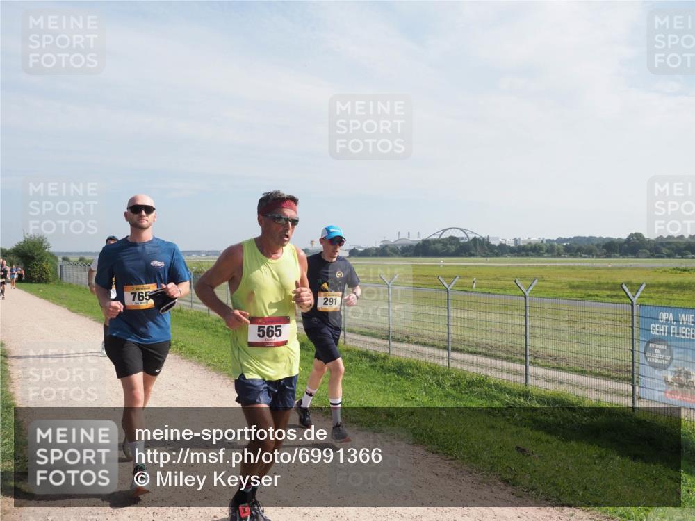 08.09.2024 - Airport Race Miley Keyser http://msf.ph/oto/6991366 08.09.2024 12:10:18 Laufen OLYMPUS, DIGITAL, CAMERA meine-sportfotos.de